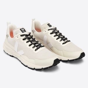 Veja Dekkan Alveomesh natural white sneakers - size 9